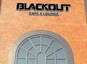 Dua Teguran Tertulis Menguatkan Dugaan Pelanggaran, Polemik Blackout Masuk Fase Penindakan*PJSBABEL.COM (PANGKALANBARU, BANGKA TENGAH) — Polemik perizinan Blackout Cafe & Lounge kini memasuki babak baru. Pemerintah Kabupaten Bangka Tengah memastikan bahwa pengelola Blackout telah menerima dua kali teguran tertulis dari dinas teknis terkait. Minggu (11/1/2026).