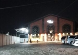 Dua Teguran Tertulis Menguatkan Dugaan Pelanggaran, Polemik Blackout Masuk Fase PenindakanPJSBABEL.COM (PANGKALANBARU, BANGKA TENGAH) — Polemik perizinan Blackout Cafe & Lounge kini memasuki babak baru. Pemerintah Kabupaten Bangka Tengah memastikan bahwa pengelola Blackout telah menerima dua kali teguran tertulis dari dinas teknis terkait. Minggu (11/1/2026).