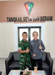 Dari Yonif 147/KGJ ke Dandim Purbalingga, Jejak Kepemimpinan Letkol Inf Aries Ika Satria Diapresiasi Insan PersPJSBABEL.COM (PANGKALPINANG) — Jejaring Media KBO Babel bersama Organisasi Pers Pro Jurnalismedia Siber (PJS) Bangka Belitung menyampaikan ucapan selamat dan sukses atas penempatan tugas yang baru kepada Letkol Inf Aries Ika Satria, S.Hub.Int., M.H.I., yang resmi pindah tugas ke Provinsi Jawa Tengah sebagai Komandan Distrik Militer (Dandim) 0702/Purbalingga. Minggu (11/1/2026).