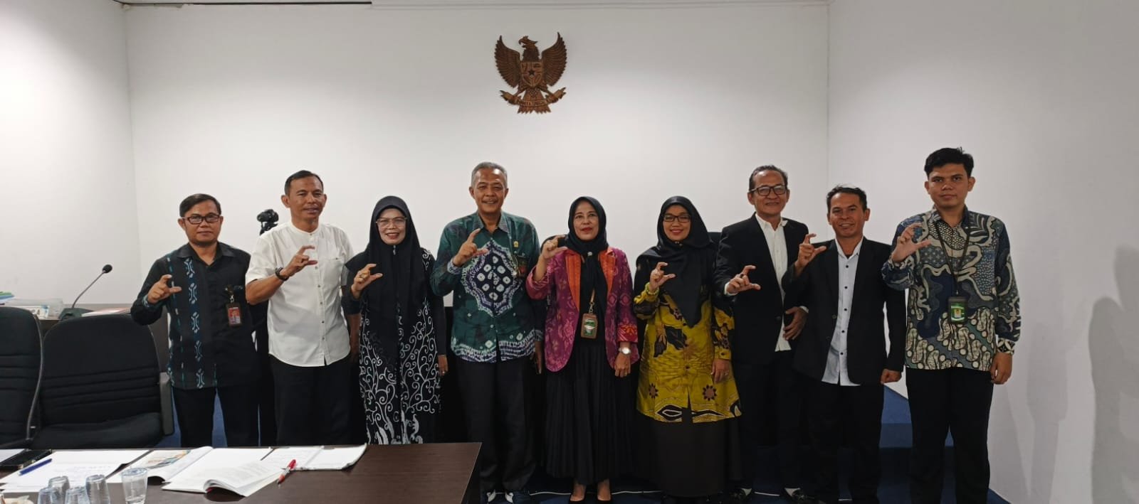 PJSBABEL.COM (PANGKALPINANG) — Komisi Informasi Provinsi Kepulauan Bangka Belitung (KI Babel) menggelar pertemuan koordinatif bersama Panitera Pengadilan Negeri (PN) Pangkalpinang dan Panitera Pengadilan Tata Usaha Negara (PTUN) Pangkalpinang, Jumat (30/1/2026), di ruang sidang KI Babel.