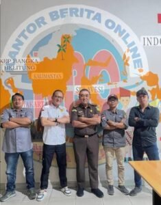 PJSBABEL.COM (Pangkalpinang) – Ada perpisahan yang terasa lebih dari sekadar serah terima jabatan. Itulah yang dirasakan insan pers Bangka Belitung saat Basuki Raharjo, Kasi Penerangan Hukum Kejaksaan Tinggi Kepulauan Bangka Belitung, menyampaikan pamit setelah 5 tahun 8 bulan mengabdi di Negeri Serumpun Sebalai. Jum'at (6/2/2026).