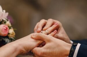 PJSBABEL.COM  (PANGKALPINANG) --Beredar Surat Rekomendasi Izin Nikah salah seorang anggota Polri di Satuan Polres Bangka Tengah dengan tersangka kasus UU ITE. Sabtu (15/2/2026)