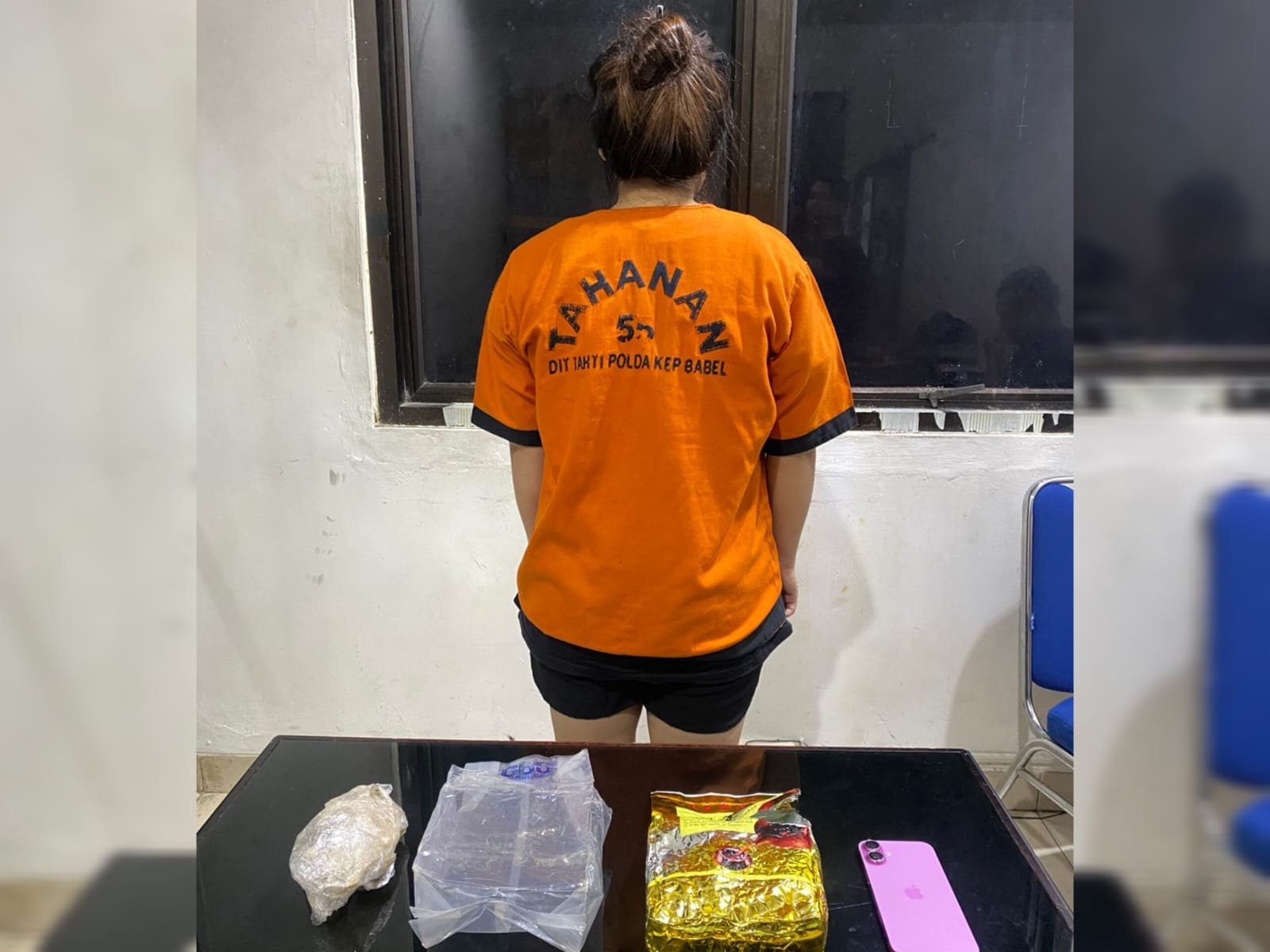 PJSBABEL.COM (PANGKALPINANG) – Upaya pemberantasan peredaran narkotika di wilayah Bangka Belitung kembali membuahkan hasil. Direktorat Reserse Narkoba (Ditresnarkoba) Polda Kepulauan Bangka Belitung berhasil mengungkap kasus peredaran sabu seberat 1,1 kilogram di wilayah Pintu Air, Kecamatan Rangkui, Kota Pangkalpinang, Jumat (27/2/2026) malam.