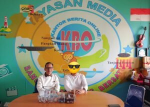 Kasus Dugaan Poliandri Pejabat Kesehatan Mengemuka, Publik Soroti Sikap Pemkot PangkalpinangPJSBABEL.COM (PANGKALPINANG) – Dugaan tindak pidana perzinahan menyeret nama mantan Direktur RSUD Depati Hamzah Pangkalpinang, dr Della Rianadita. Ia resmi dilaporkan ke Polresta Pangkalpinang oleh seorang ibu rumah tangga, DVA (33), warga Ilir Barat I, Kota Palembang. Rabu (25/2/2026).