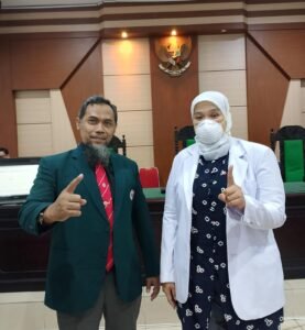 PJSBABEL.COM (PANGKALPINANG) — Persidangan perkara yang menjerat dokter Ratna Setia Asih di ruang Tirta Pengadilan Negeri Pangkalpinang, Kamis (5/3/2026), mengungkap sejumlah fakta yang memunculkan tanda tanya baru terhadap proses penyidikan kasus tersebut.