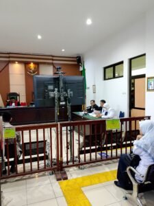 PJSBABEL.COM (PANGKALPINANG) — Persidangan perkara yang menjerat dokter Ratna Setia Asih di ruang Tirta Pengadilan Negeri Pangkalpinang, Kamis (5/3/2026), mengungkap sejumlah fakta yang memunculkan tanda tanya baru terhadap proses penyidikan kasus tersebut.